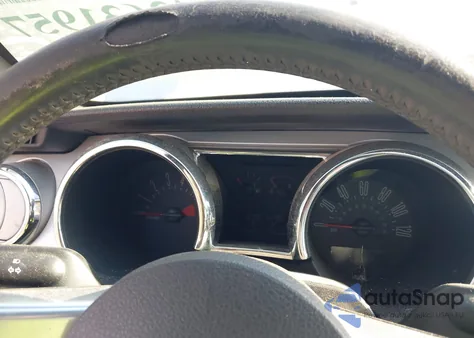 2005 Ford Mustang V6 Deluxe/V6 Premium из США, поврежденный, VIN 1ZVFT80N455254538